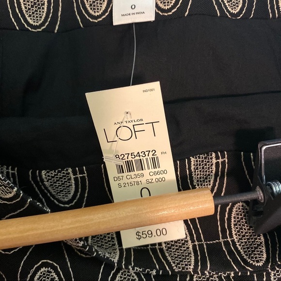 LOFT COTTON Embroidered Design Black Skirt 0 NWT - Picture 9 of 10
